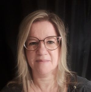 Meet your Posher, Collette